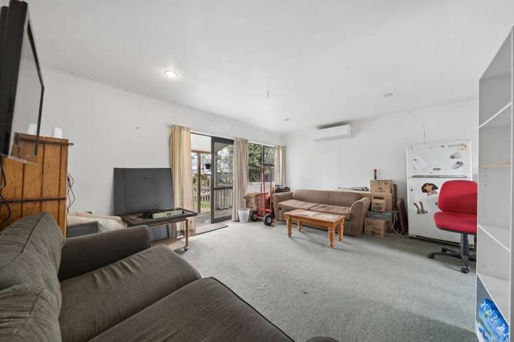 315 Massey Road Mangere East_25