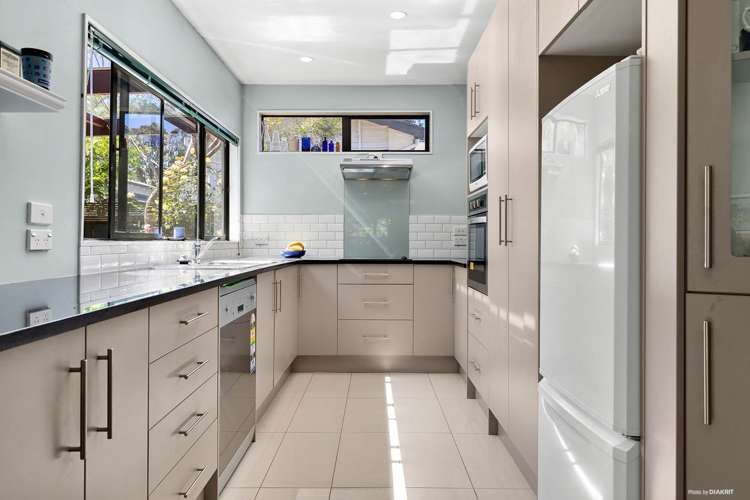 6a Hollywood Avenue Epsom_6