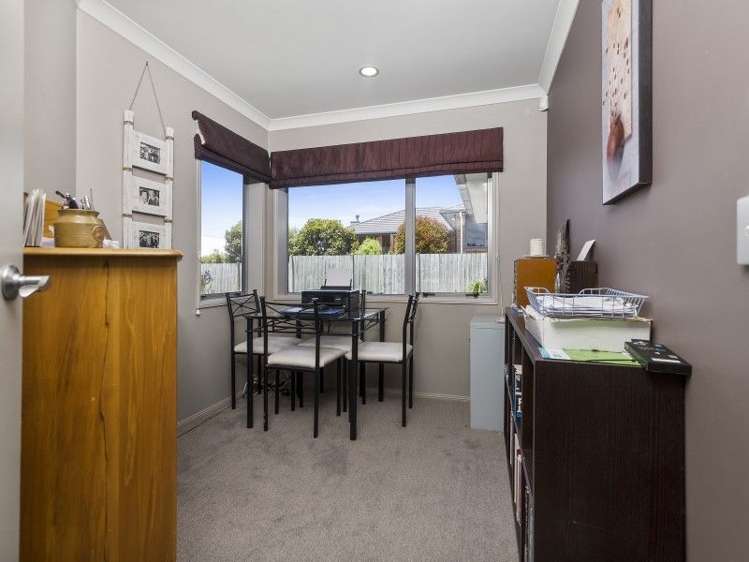 17 Stafford Rise Owhata_10