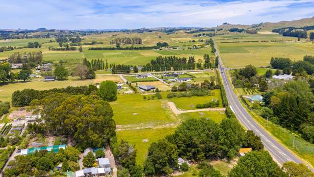 Lot Lots 1-4,/870 State Highway 2 Otane_3