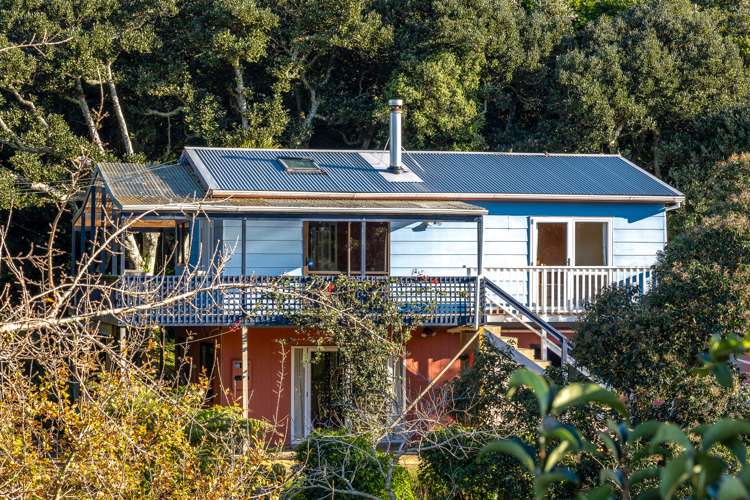 11a Beatty Parade Surfdale_22