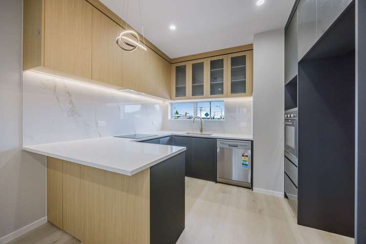 2/233 Great South Road Manurewa_1