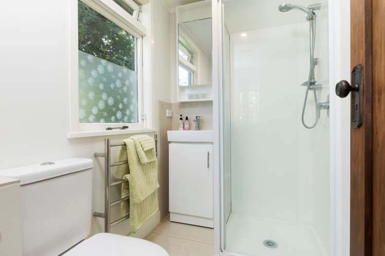 180 Carrington Road Mount Albert_19