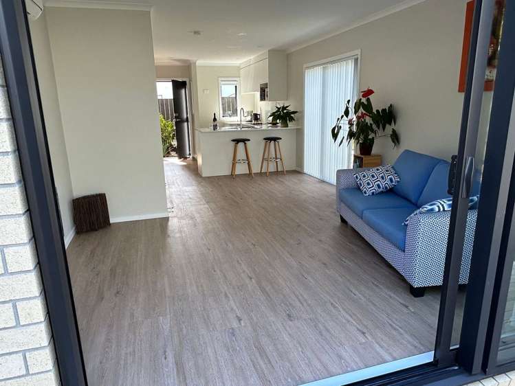 14/125B Metcalfe Road Ranui_11
