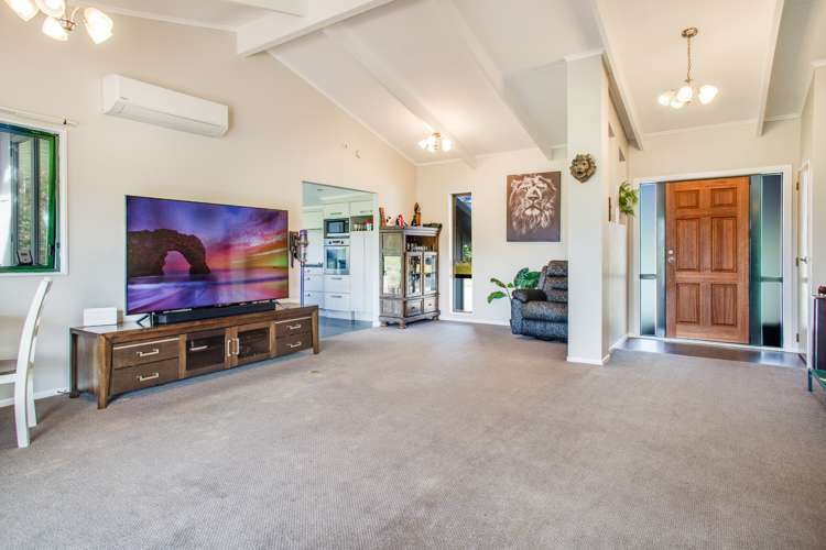 1595 Waingaro Road Glen Massey_33