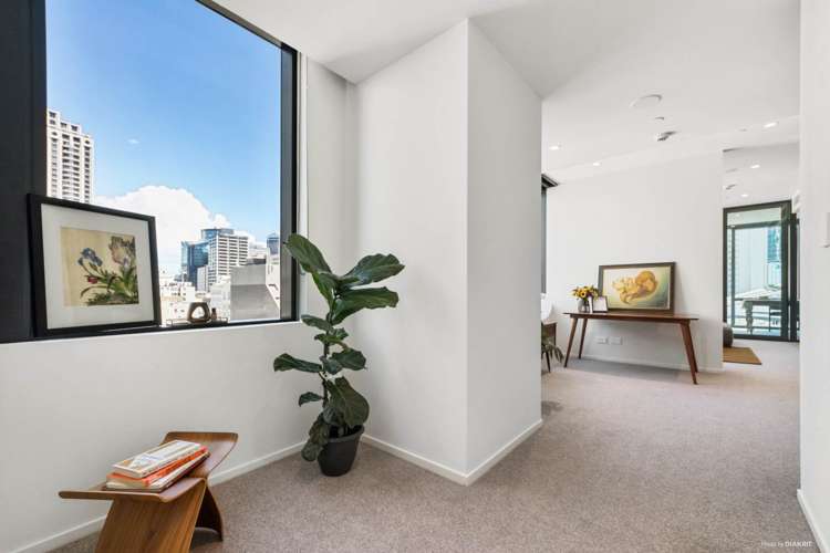 806/10 Commerce Street City Centre_7