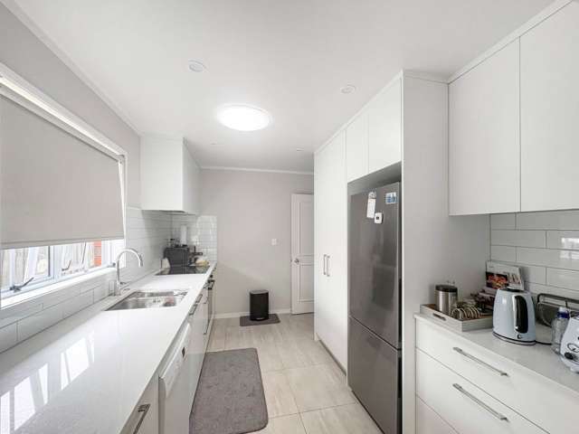 2/4 William Avenue Greenlane_1