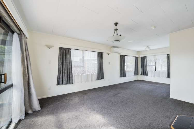 2/19A Ribblesdale Road Henderson_14