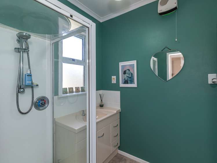 37 Bowen Street Levin_10