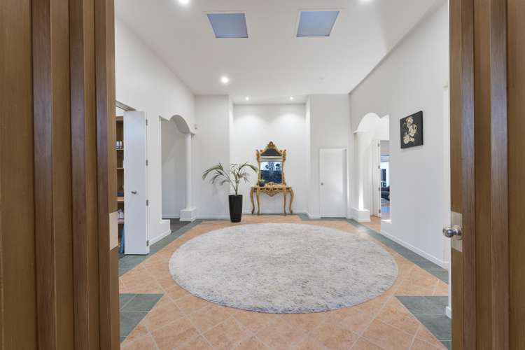 9 Burgundy Park Avenue Henderson_10