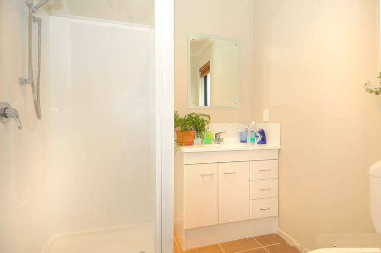 12 Mcewen Crescent Riverstone Terraces_6