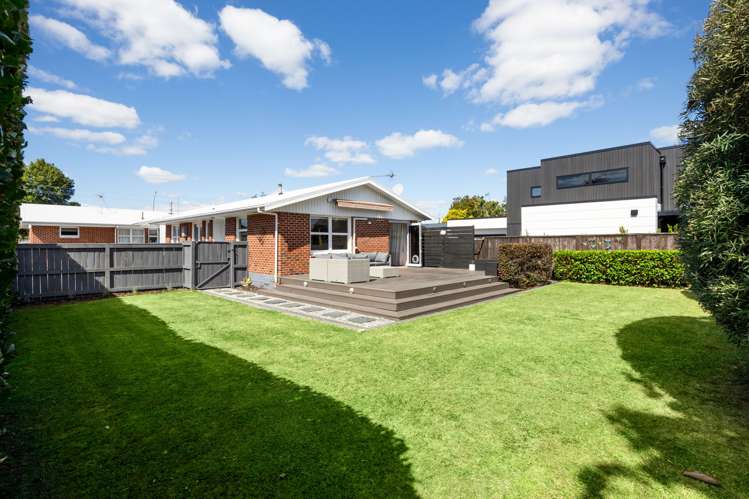 749B River Road Chartwell_15