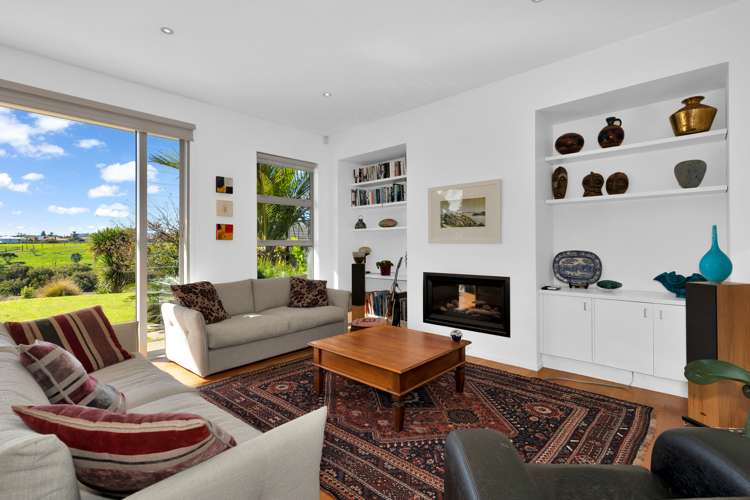 6 Lister Street Point Chevalier_13