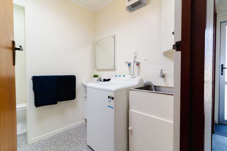 58i Oxford Street South Dunedin_11