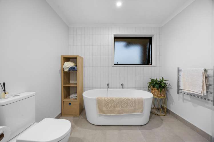 1347 State Highway 16 Waimauku_20