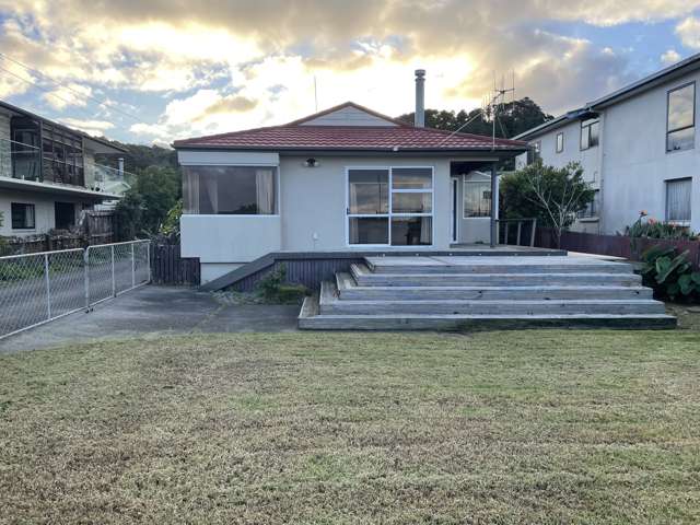 Coastal Living in a Prime Location