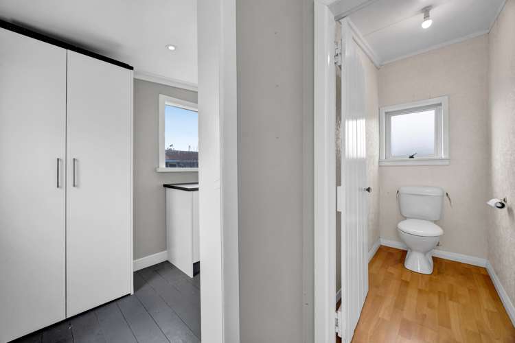 10 Erin Street Hawera_16