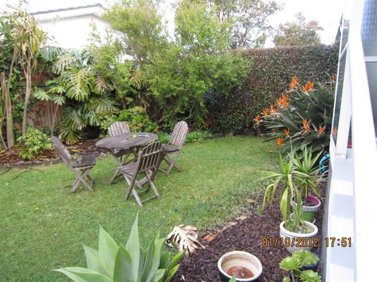 2/20 Fraser Road Narrow Neck_0