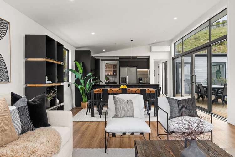 87 Oak Road Poraiti_14
