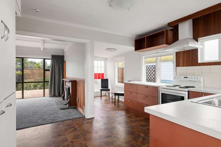 11 Polstead Road Stoke_10