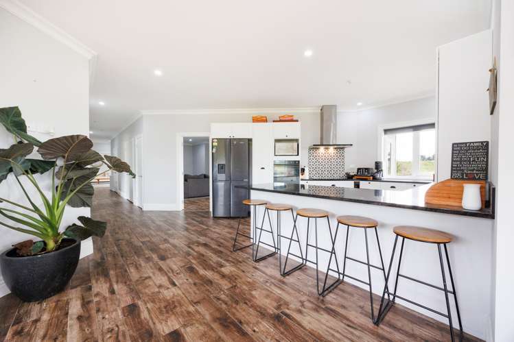 52 Highland View Drive Tokomaru_14