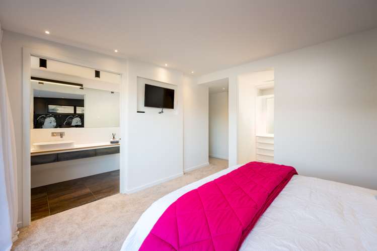 9 Matipo Street Wanaka_9