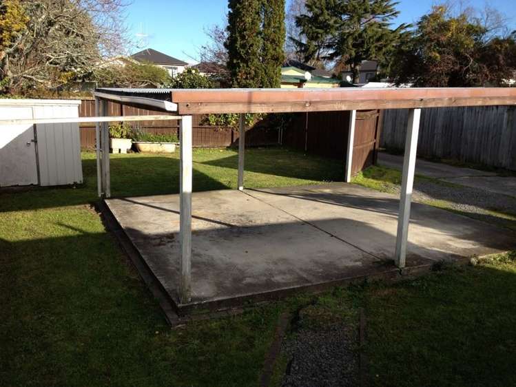 102 Cook Street Hamilton East_11