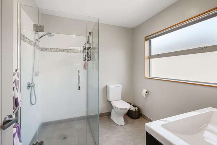 17 Matuku Place Paraparaumu Beach_16