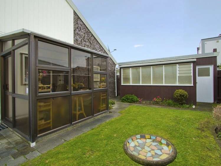 1/73 Queens Grove Lower Hutt_13