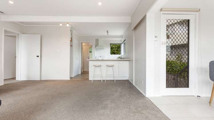 2/67 Brigantine Drive Beach Haven_8