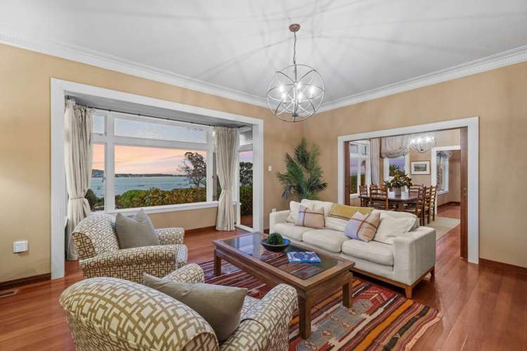 82 Paritai Drive Orakei_23
