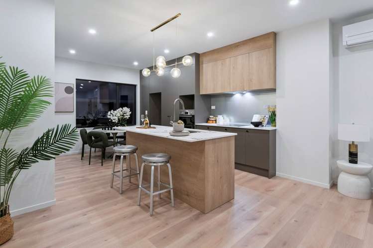 7-9/246 Wairau Road Glenfield_6