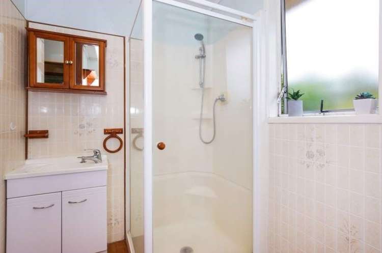 33b Beach Road Te Atatu Peninsula_14