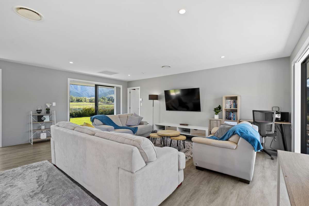 7 West View_3