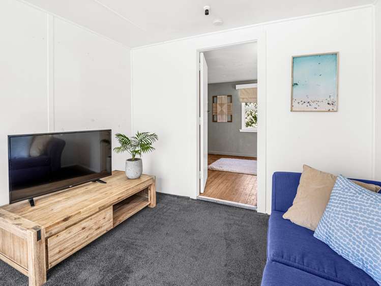 86 Rua Avenue Waitarere Beach_11