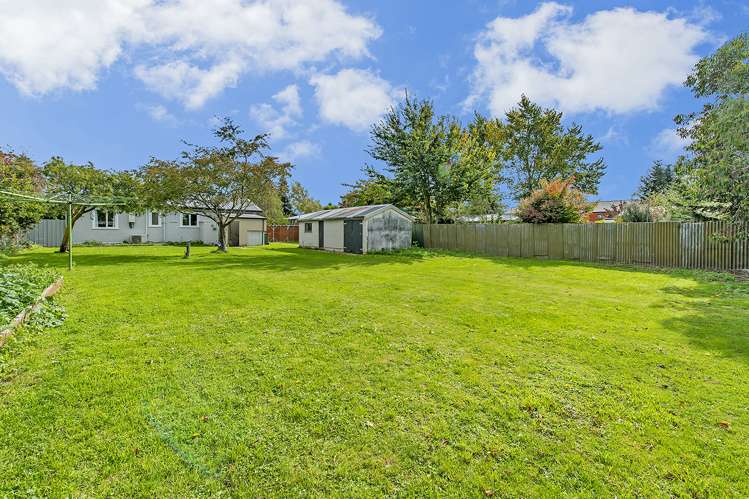 7 Russell Street Darfield_17