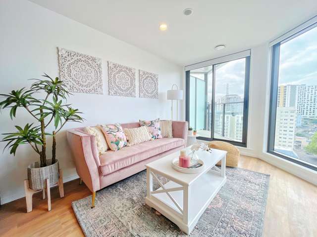 Parkside Penthouse & Forever Views