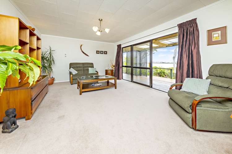 38 Bluewater Place Wattle Downs_6