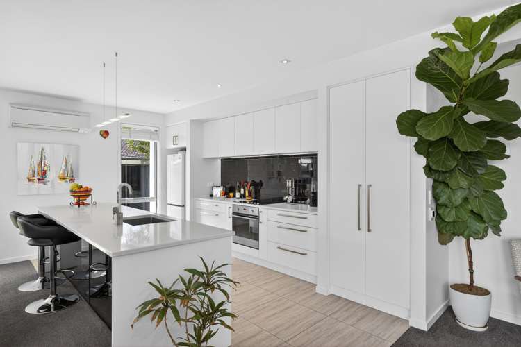 17 Waterstock Way Parklands_6