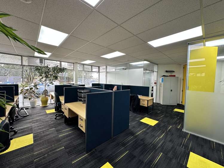 4/1-3 Rhone Avenue Te Atatu Peninsula_5