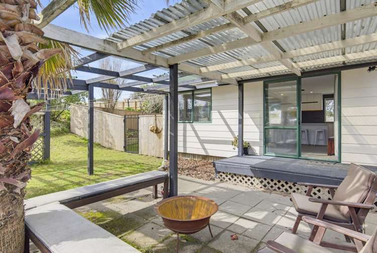 16B Karaka Street Otaki Beach_22