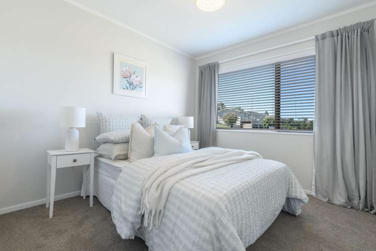 12 Sylvania Drive Matua_7