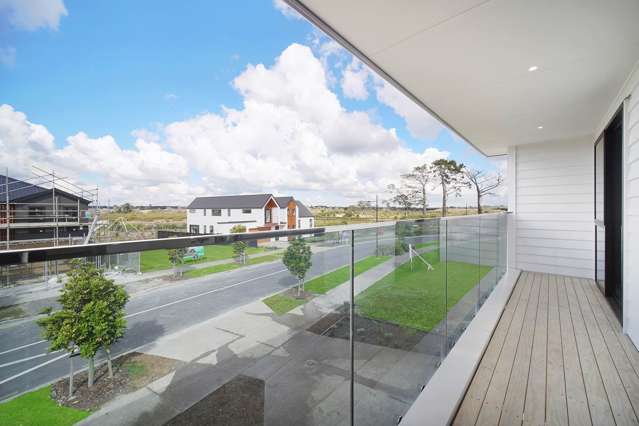 A Masterpiece of Modern Design with Granny Flat