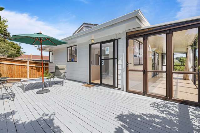 1/24 Lambrown Drive Totara Vale_1