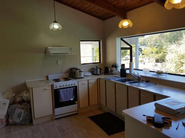 3A Fernwood Grove 10878_2