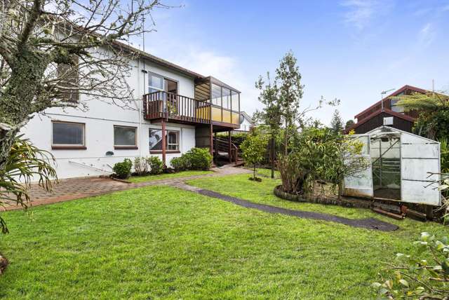 1970s Concrete Block Home with Endless Potential