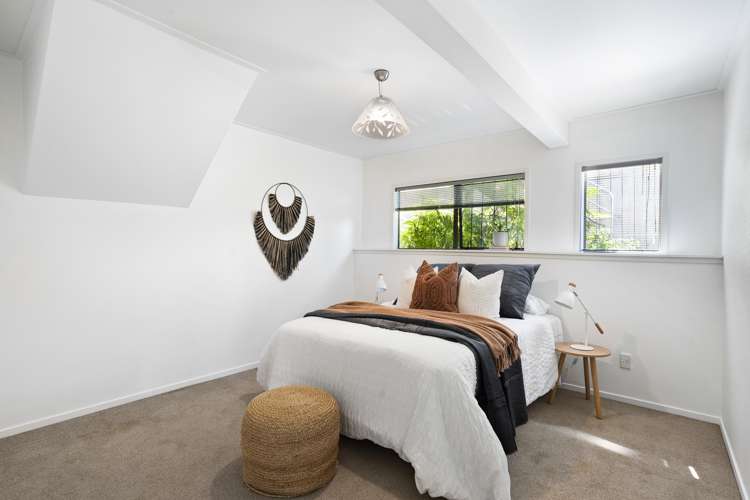 59 East Coast Road Castor Bay_38