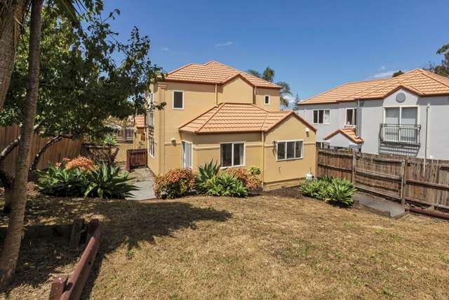 19 Stolford Crescent New Lynn_1