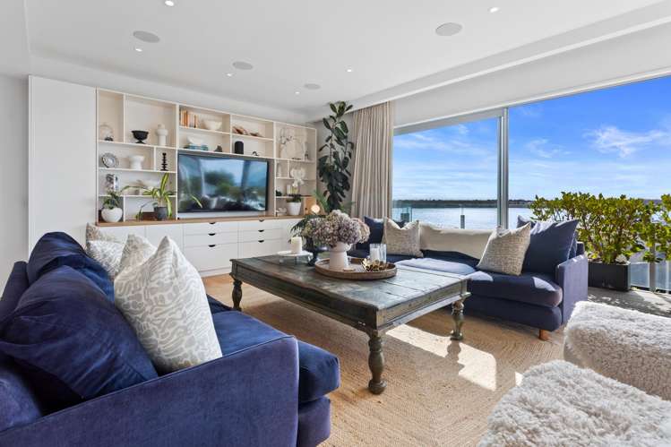 11 Te Awakura Terrace Mount Pleasant_5