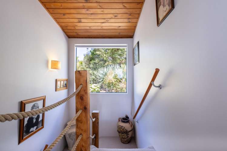 6577 Pouto Road Pouto_29